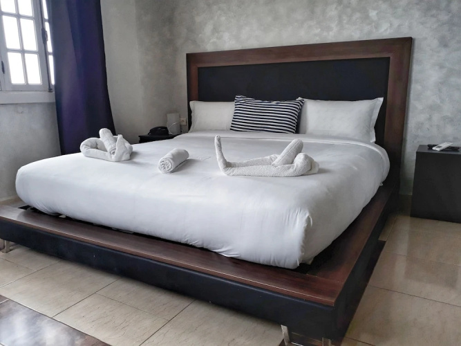 Amwaj Hotel