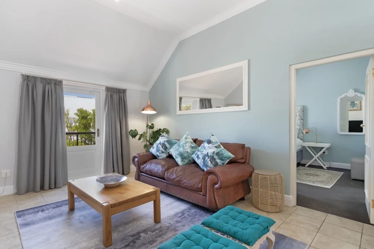 1 Bedroom Apartment with balcony
