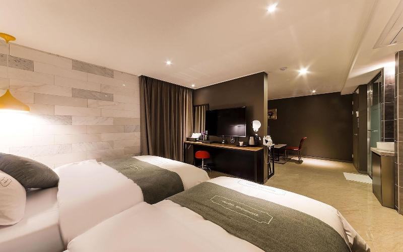 Gimpo Docking Hotel