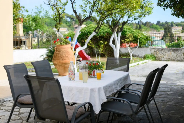 Villa Armeni by Corfuescapes