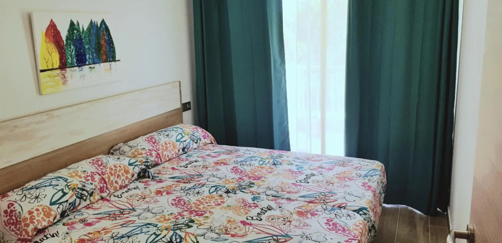 Apartamentos CataluA±a 92