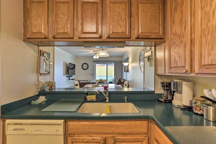 2 Bedrooms Apartment
