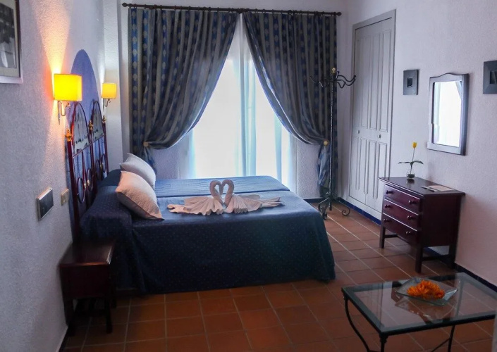 Hostal Puente Del Rey