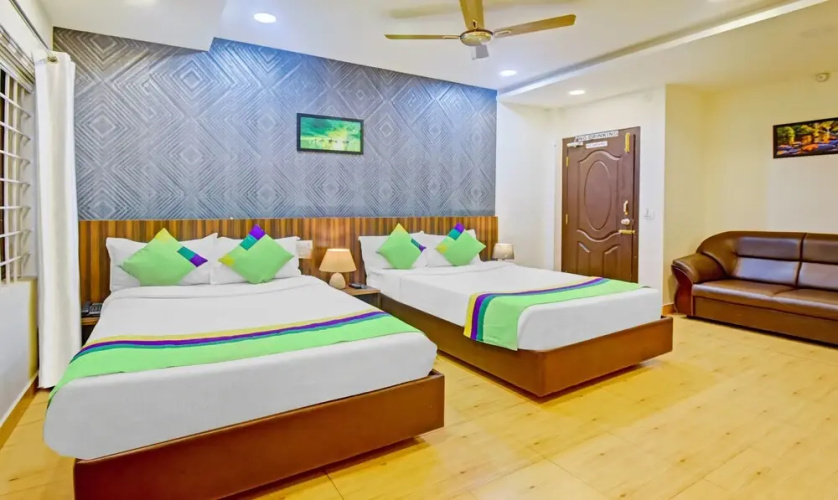 Treebo Igloo Residency Raja Seat