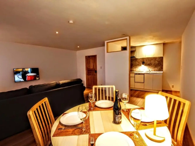 2 Bedrooms Suite