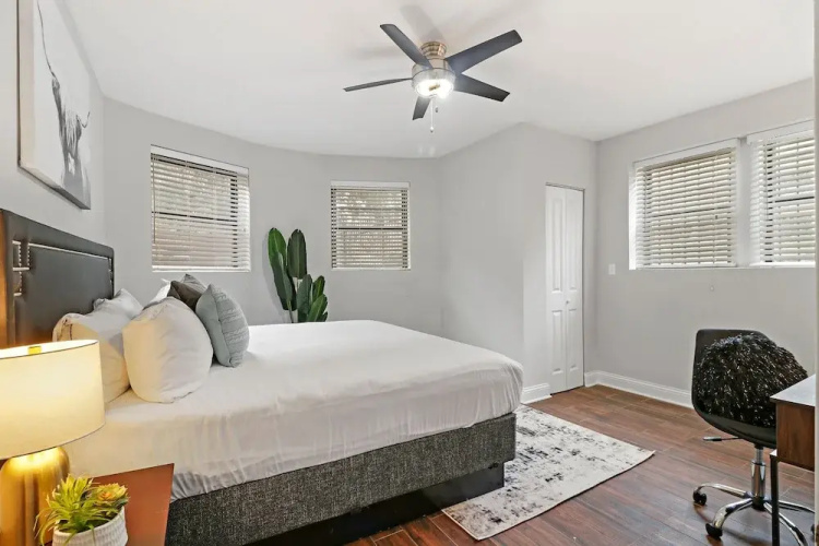 Delightful 1BR - Ashland BW