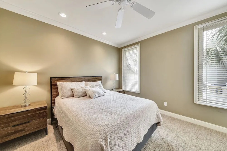 93 Singleton Beach Rd Oceanview 5 Br home by RedAwning
