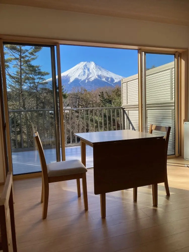 Inn Fujitomita