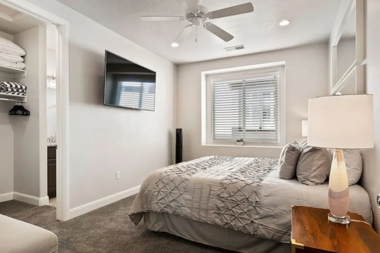 Latitude Adjustment by RedAwning