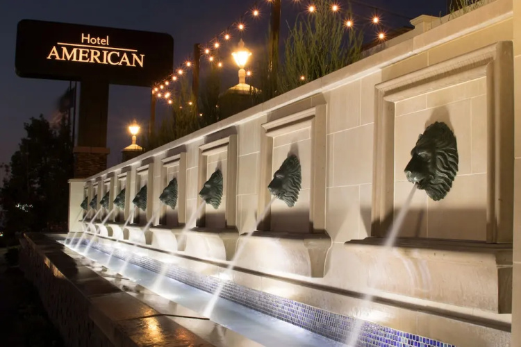 Hotel American