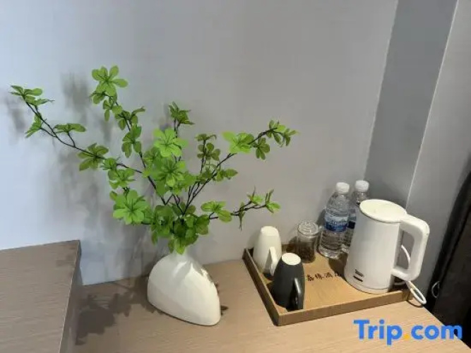 Jiayuan Hotel