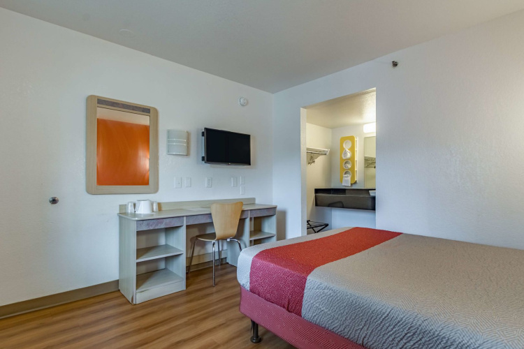 Motel 6 Ft. Pierce, FL, Fort Pierce