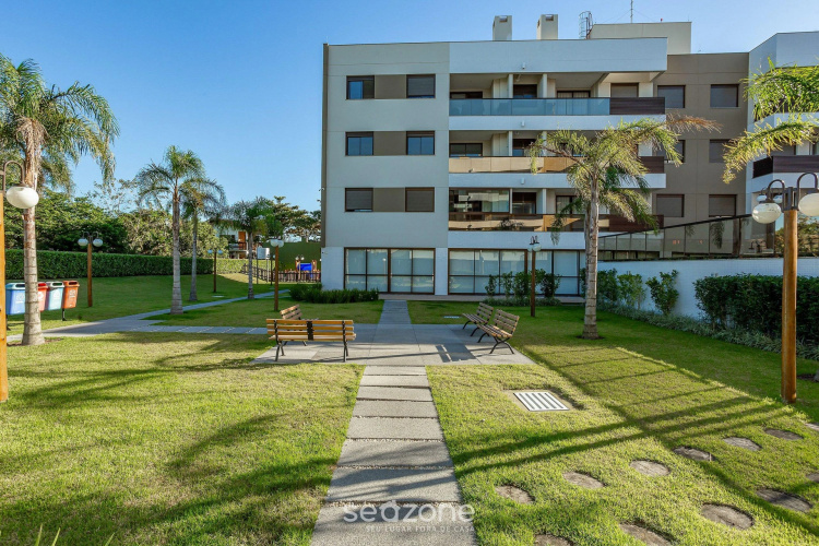 Apartamentos c/ piscinas a 200m do mar Floripa-SC ADC