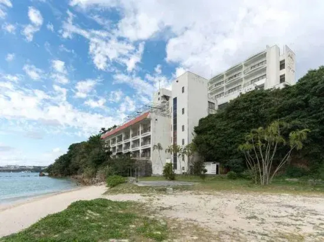 Hotel Motobu Resort