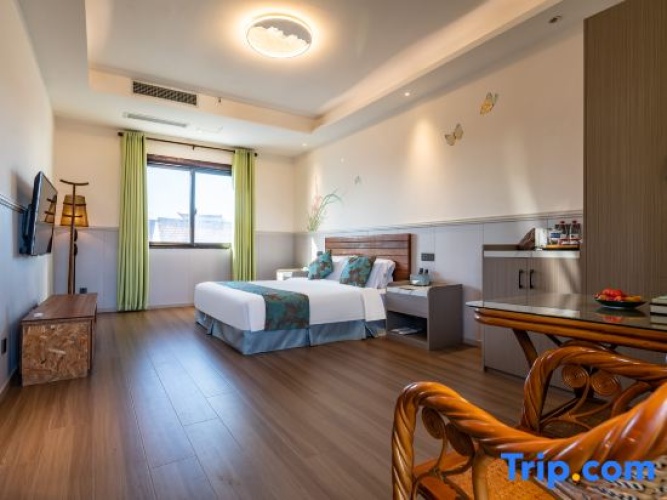 Standard Double room with courtyard view