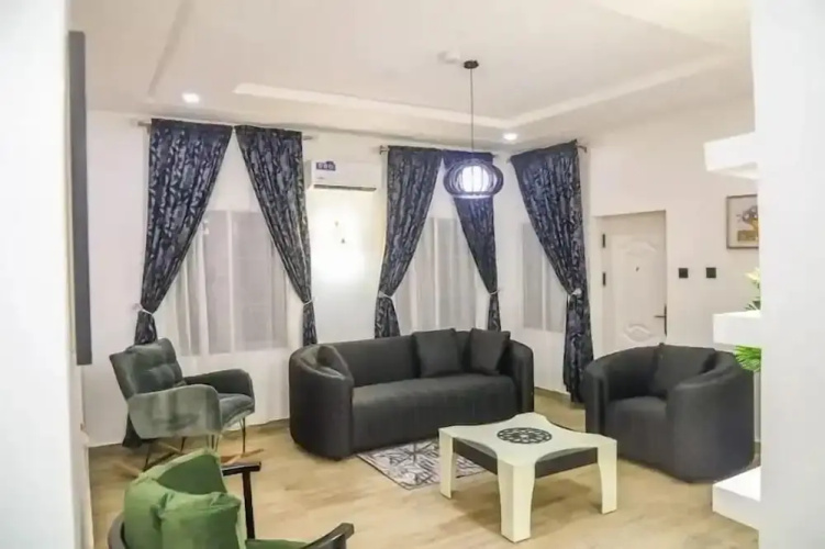 Bott Apartment