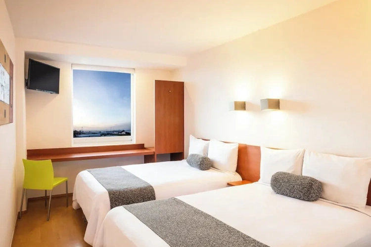 Superior Quadruple room