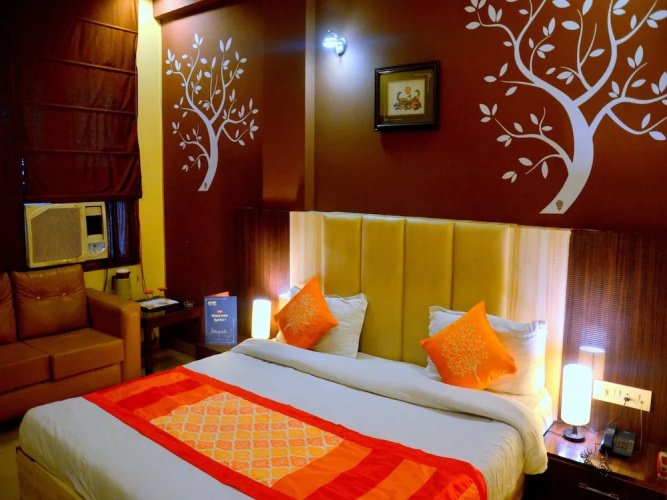 OYO 2046 President Hotel