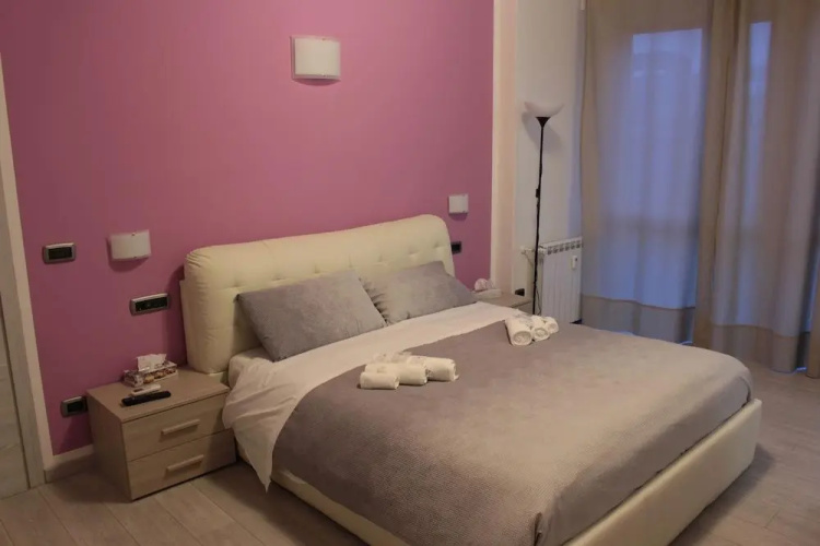 4 Star Apartments