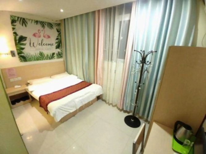 Lejia Express Inn