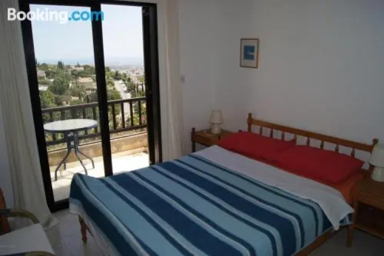 Kamares Villa