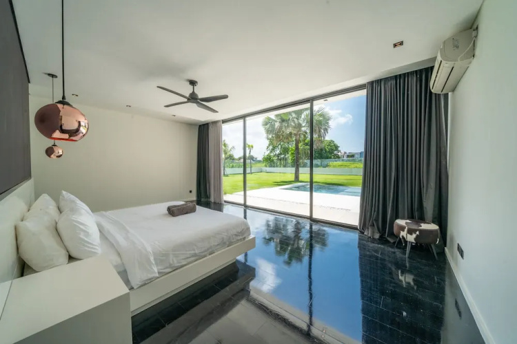 Villa BullHouse