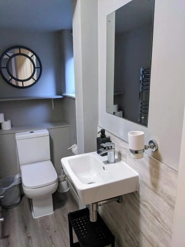 3 Bedrooms Apartment