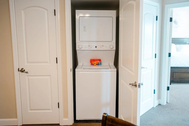 2 Bedroom Lake View Villa - Unit 307