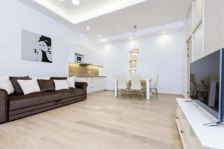 2 Bedrooms Double Apartment