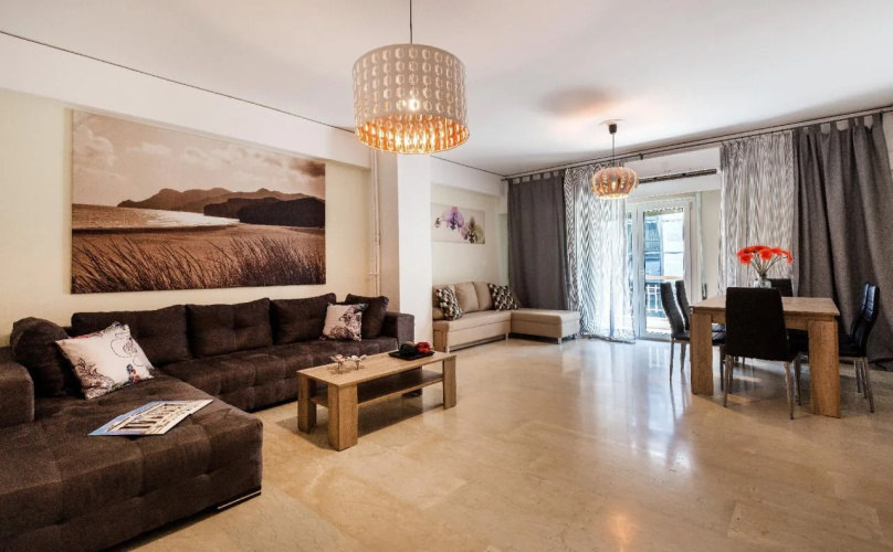 Acropolis Suites & Apartments