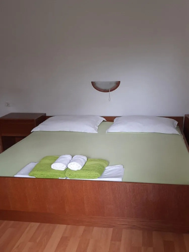 Apartments Snjezana