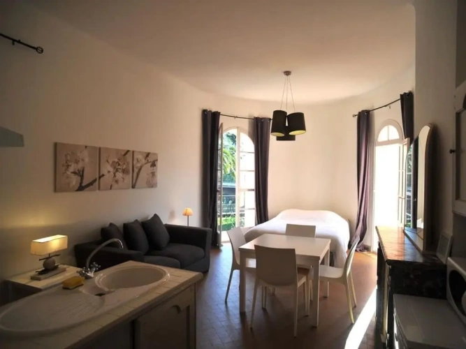 1 Bedroom Cottage