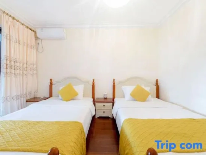1 Bedroom Suite with balcony and with sea view
