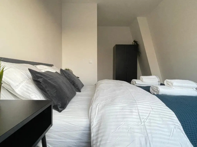 Great 3 Bedroom Serviced Apartment 98m2 -MNL G-