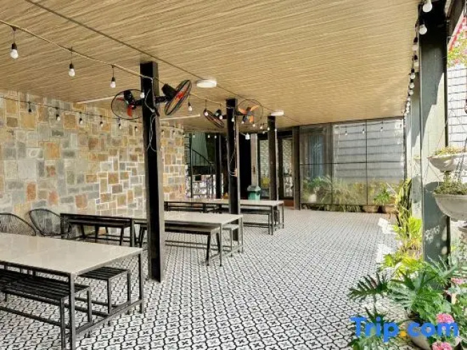 Bách Xanh House