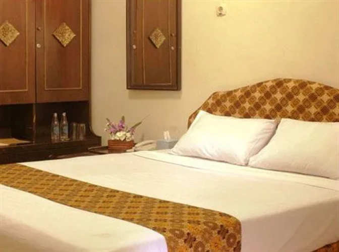 Istana Batik Ratna