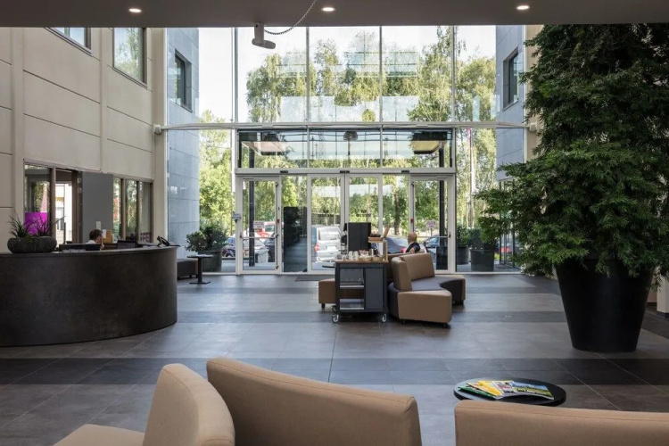 Mezzo Hotel & Business