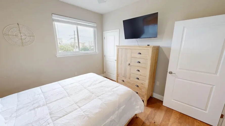 Alerio 301c 3 Bedroom Condo