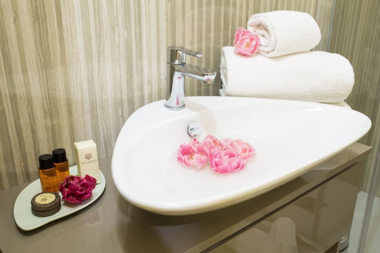 Hotel Jolanda photo 19