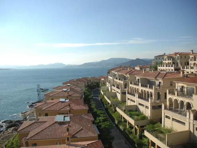 Century Sea-View Resort
