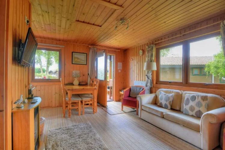 4 Pinewood Retreat