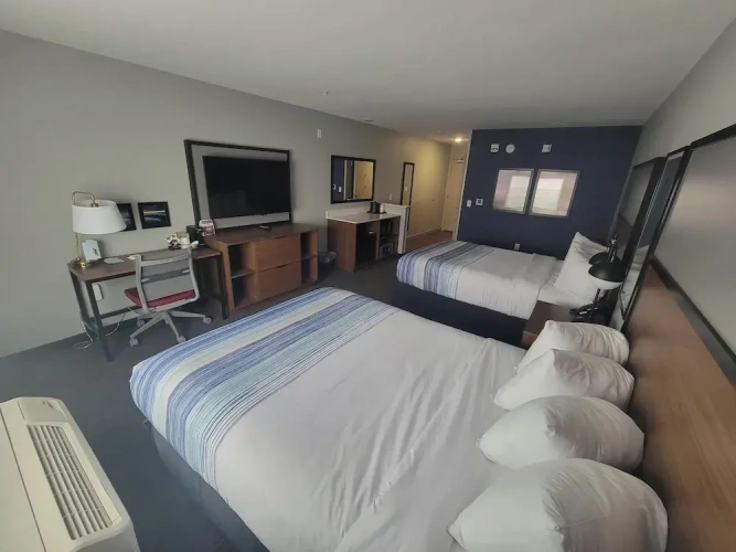 Quadruple Suite