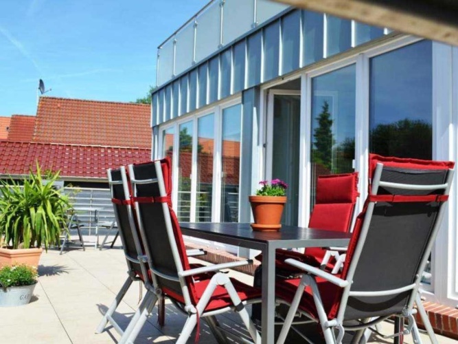 Apartment with balcony