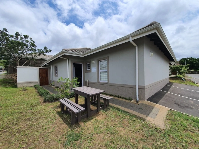 Deluxe Cottage with garden view
