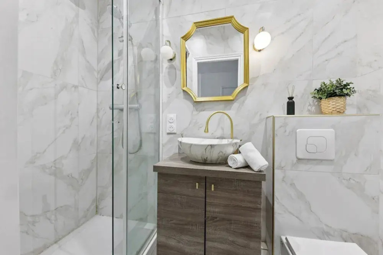 Classy 1BR - Elysee & Madeleine Area