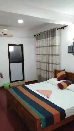 Senora Guest House