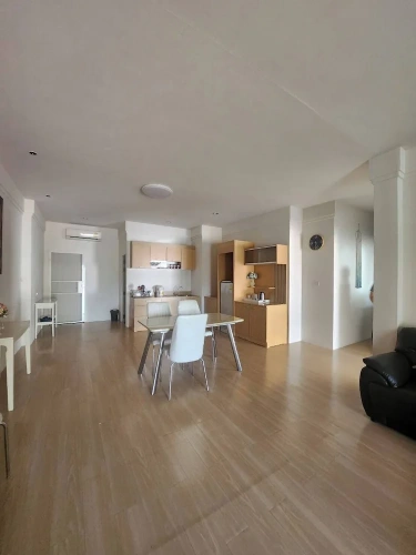 Standard Quadruple Family room