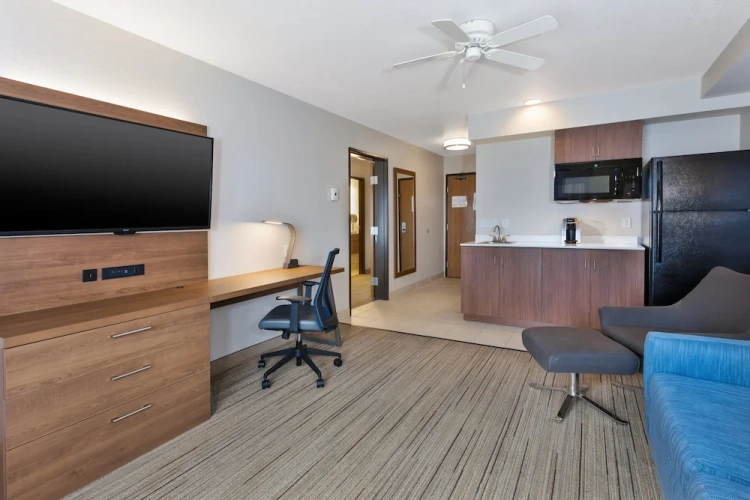 Quadruple Suite with balcony