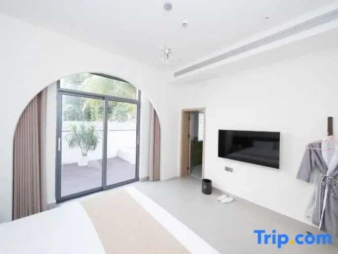 Standard Double room with courtyard view