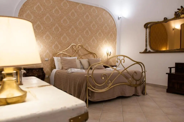 domus sanfelice